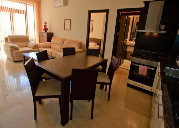 Garden Of Eden ホテル